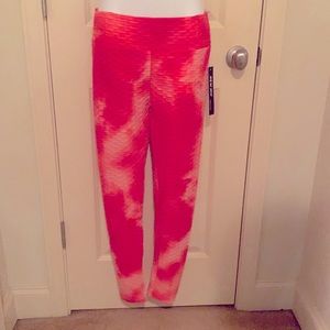 Small Medium Pink White Yoga workout pants NWT